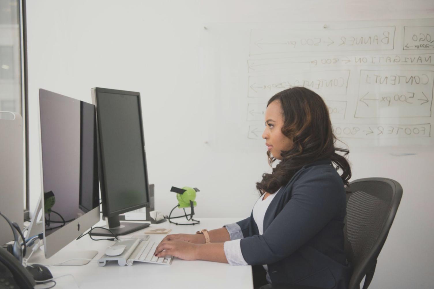 Análisis de gastos mensuales con categorías claramente definidas